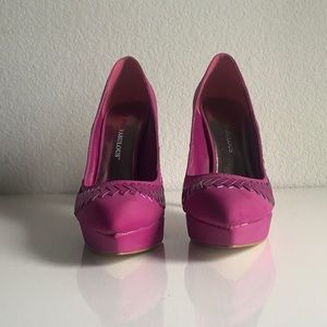 JustFab Sylvia Fuchsia pumps